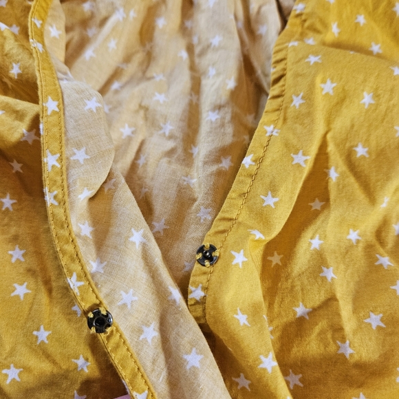 Madewell Size xs Mustard yellow star print top with side tie - Picture 6 of 9